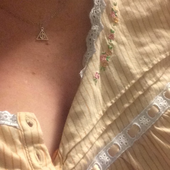 ⚡️HARRY POTTER deathly hallows Charm necklace⚡️ - Picture 4 of 4